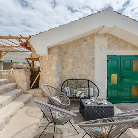 House Srecko Holiday home *