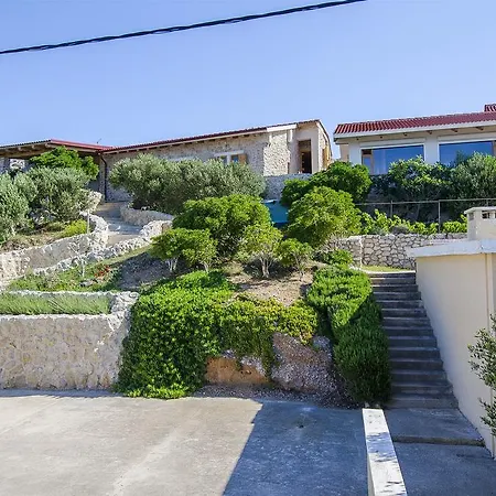 Nyaraló House Srecko