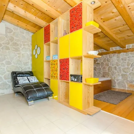 House Srecko *