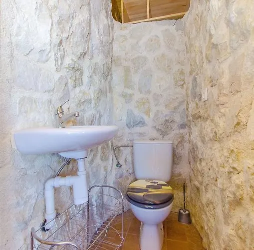 House Srecko Vikendica