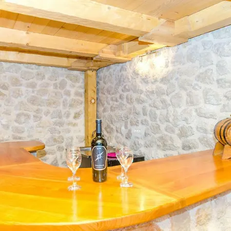 House Srecko Miškovići